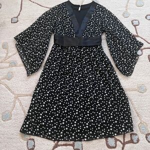Kimono Sleeves Dress with Star Pattern